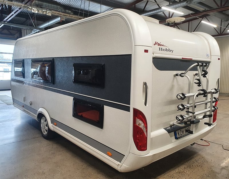 Husvagn Hobby 545 KMF stulen i Boden