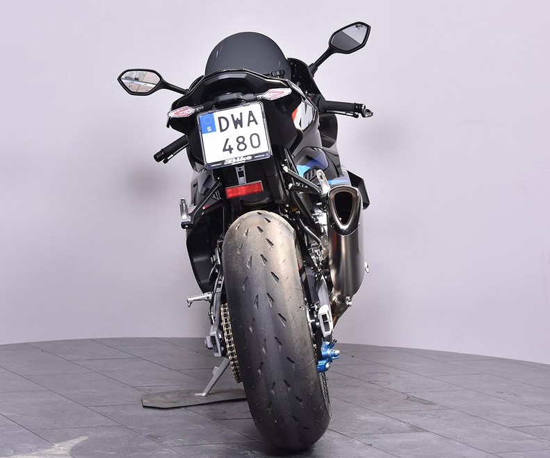 BMW M 1000 RR stulen i Tvååker söder om Varberg