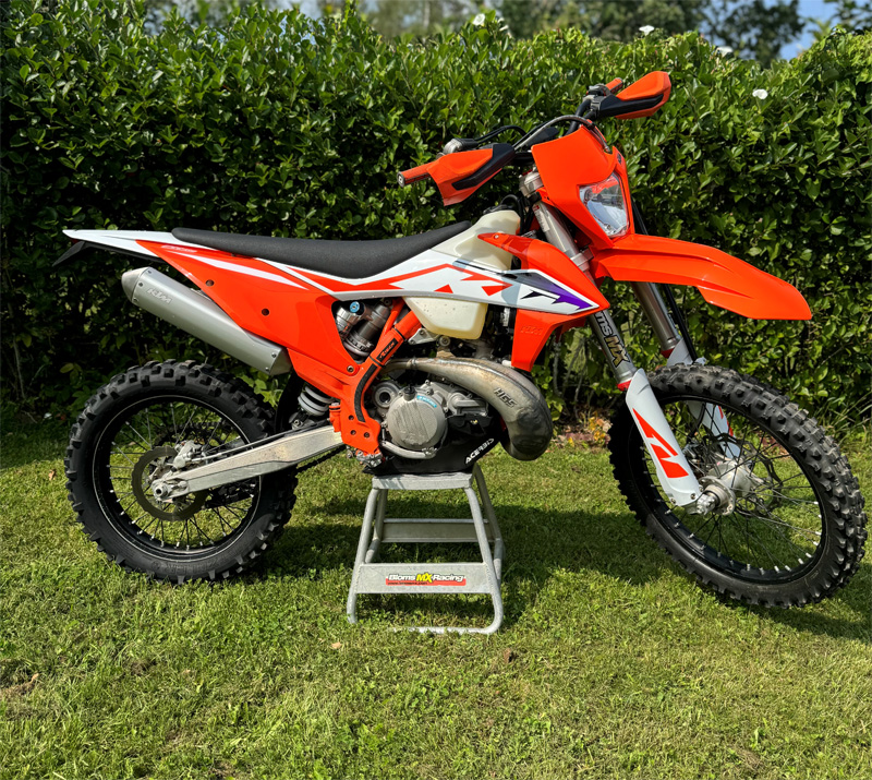 KTM 300 EXC TPI och KTM 350 EXC-F stulna nordost om Horn/ Hycklinge