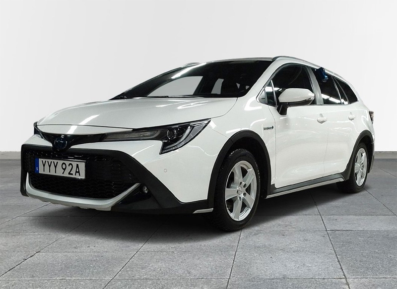 Vit Toyota Corolla Trek Hybrid stulen i Spånga, Stockholm