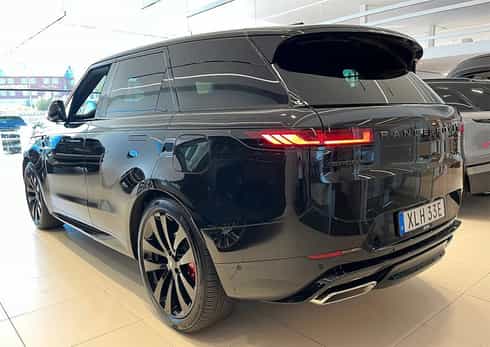Svart Land Rover Range Rover Sport P460e stulen i Ålsten, Bromma